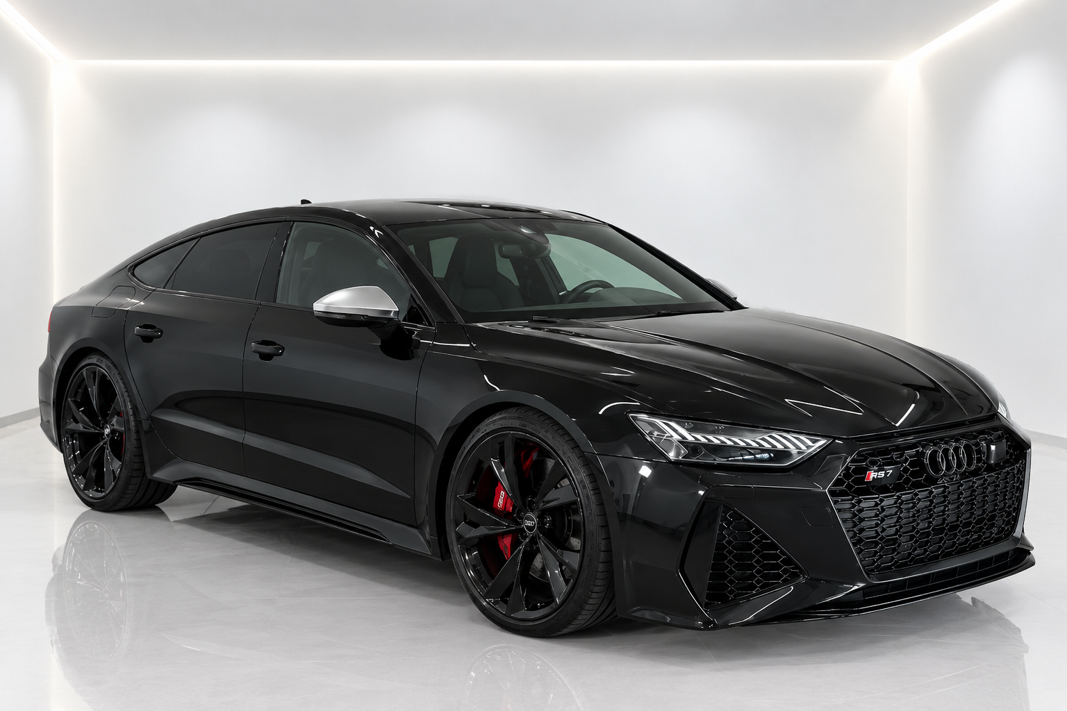 Audi RS7 Sportback 2024 in mythos black huren bij MalaCars Nederland